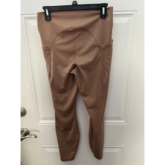 All in Motion Women's Size Medium Rib Seamless Leggings Brown with Side Pockets - Picture 3 of 4